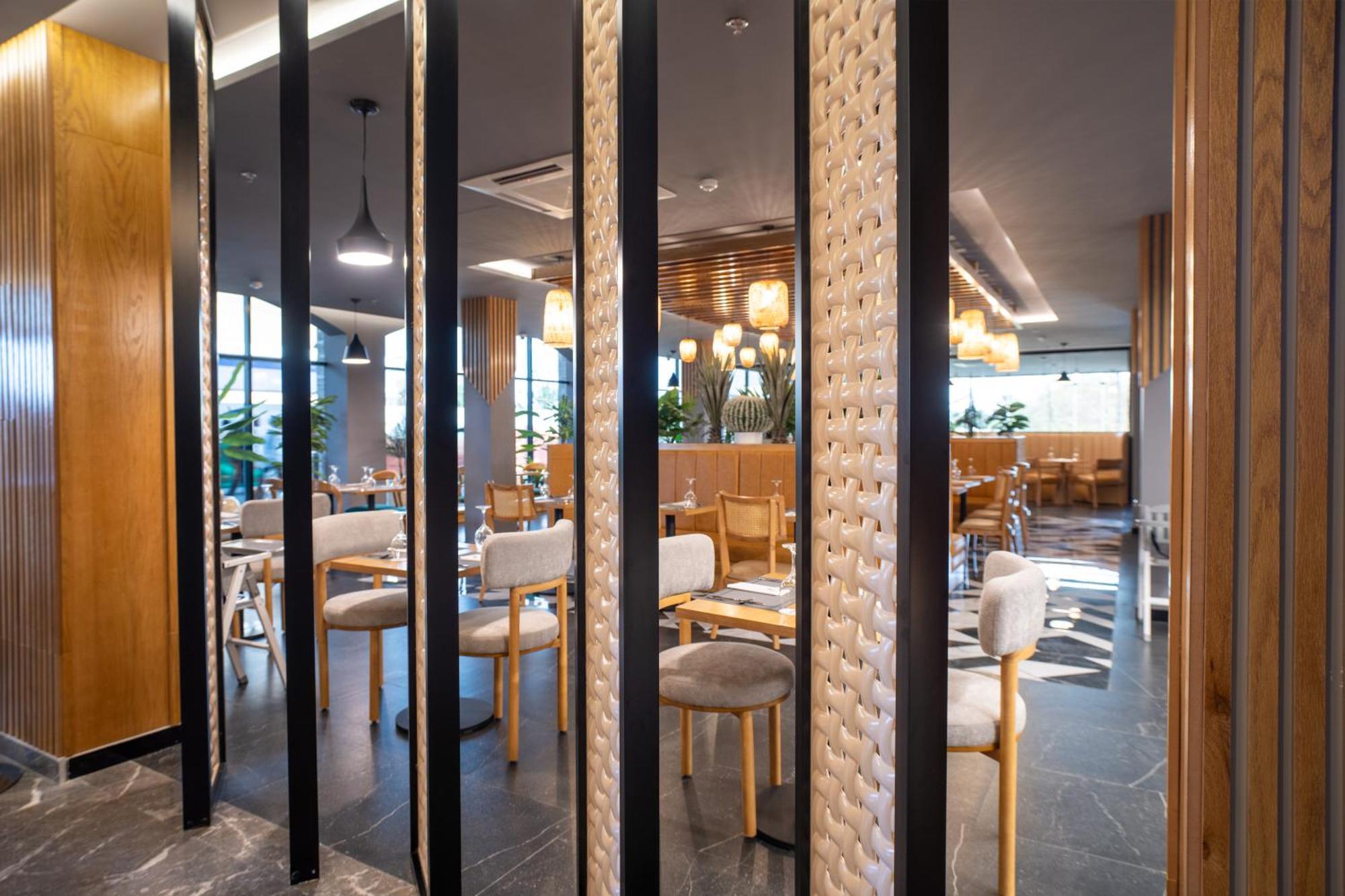 Park Inn By Radisson ナジュラーン エクステリア 写真